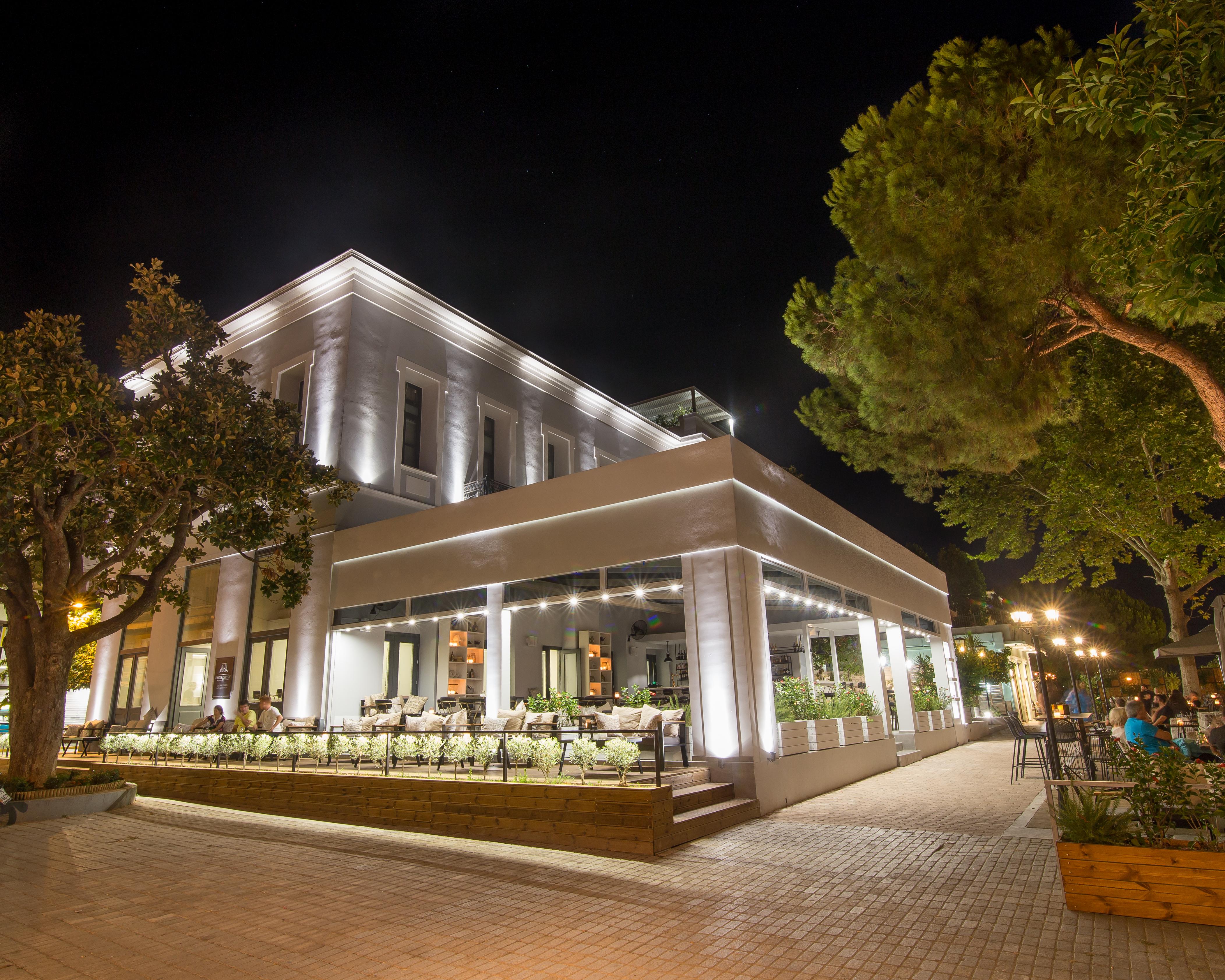 Panellinion Luxury Rooms Kalamata Exterior foto
