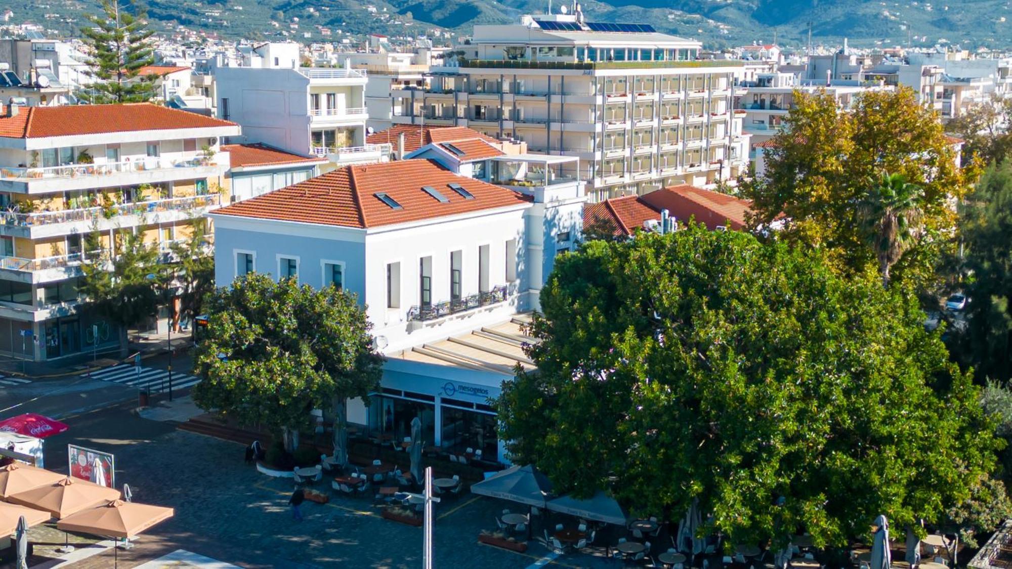 Panellinion Luxury Rooms Kalamata Exterior foto